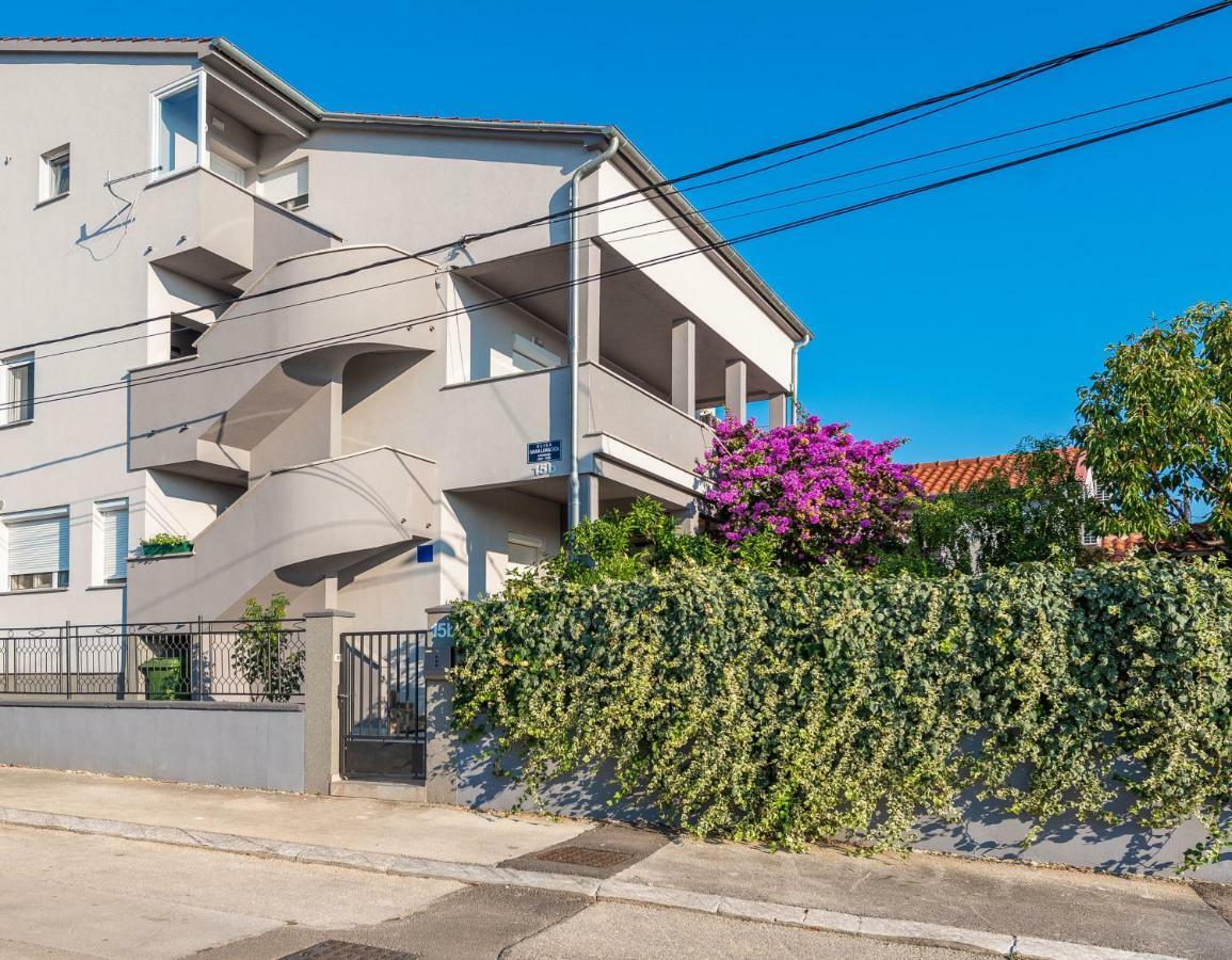 Apartments Luky Zadar Exterior foto